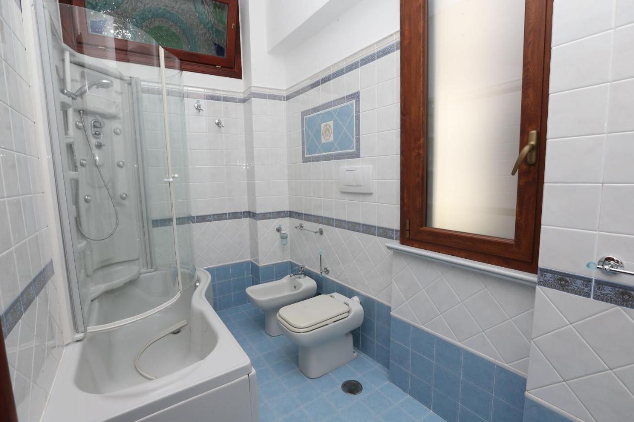 New! Casa Anna Sets In The Heart Of Amalfi Apartment Luaran gambar