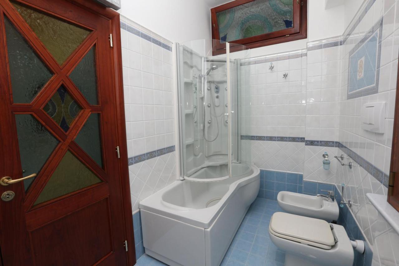 New! Casa Anna Sets In The Heart Of Amalfi Apartment Luaran gambar